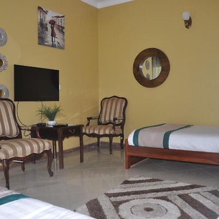 Home Bliss Hotel- Fort Portal Uganda Екстер'єр фото