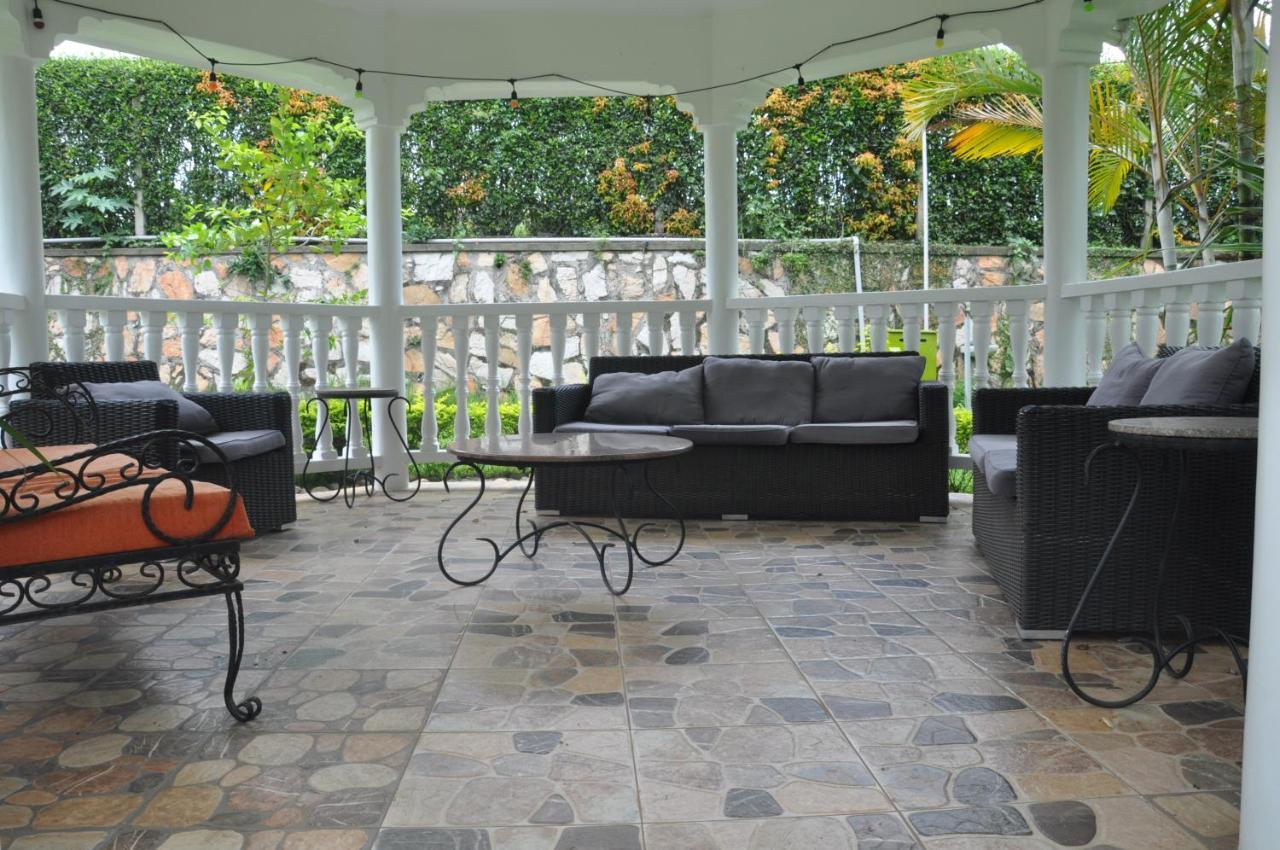 Home Bliss Hotel- Fort Portal Uganda Екстер'єр фото