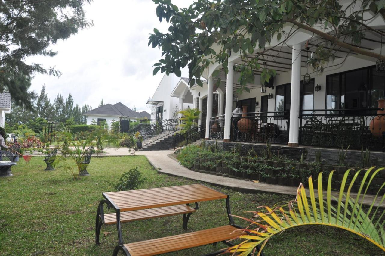 Home Bliss Hotel- Fort Portal Uganda Екстер'єр фото